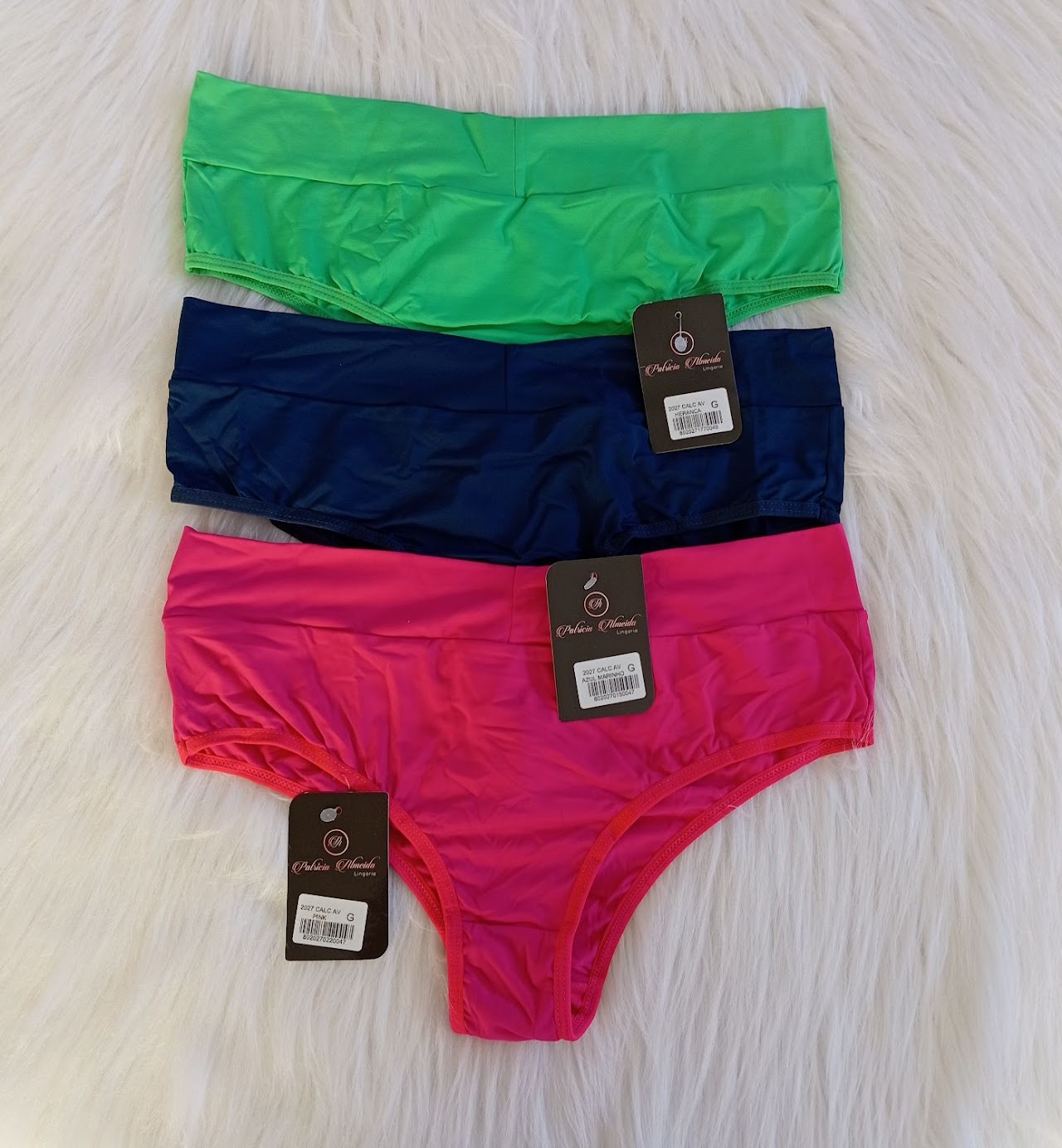 Tanga Ref: 2027 (patricia)