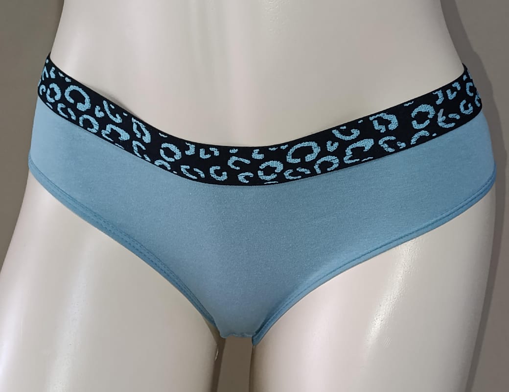 Tanga Ref: 009 (knm)
